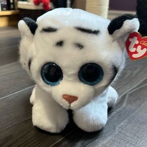 TY - Classic Collection- Tundra